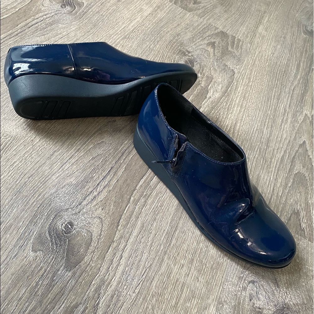 Cole Haan Callie waterproof rain booties